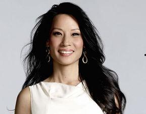 女明星怎样火的